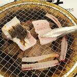 うなぎが安くて旨いだけ 鰻やす - 