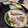 Nishiazabu Tempura Uoshin - お通しの「ワカサギの南蛮漬け、河豚の煮凝り、うるいの和物」