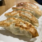 菱田屋酒場 - 焼き餃子