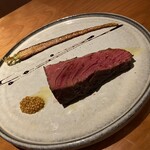 Charcoal-grilled beef skirt steak 200g