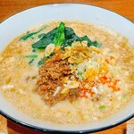 中華酒場 麒麟 - 担々麺