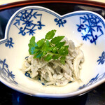 くろぎ - サッパリとした旨味　蟹酢で