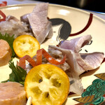 くろぎ - サラッと添えられた鰤のしゃぶしゃぶ