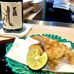 くろぎ - ごっつい虎河豚唐揚げはしずくで　旨いなぁ