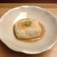 青山　仁 - 