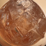 Yakiniku Kingu - 船橋市のお水を利用した氷。美味しいよ。