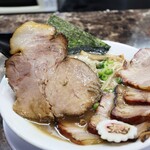 自家製麺 ら～めん かり屋 - BIG !!