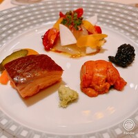 三田牛竈炭火焼 ウェスタ - 魚介盛り合わせ(ウニ・スモークサーモン・キャビア・赤座海老)