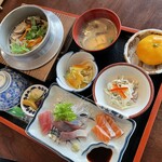 磯平 - 料理写真:鯛の釜めし定食