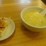 上海厨房 - ランチメニューセットの冷奴とスープ