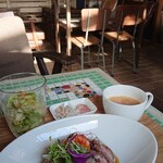 ブロッケン カフェ&フィールド - 