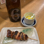 炭火串焼 鳥福 - 新政No.6とネギマ