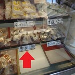 こばやし菓子店 - ちん列棚