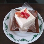 レ・ザンジュ - 料理写真:（最近ちょっと話題の）とろけるショートケーキ