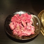 焼肉　萬輝 - 中落ちカルビとカルビ