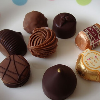 ショコラトリー ア ラ レーヌ アストリッド_0