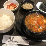 新羅屋 - 料理写真:スンドゥブランチ♪