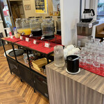 CAFE&BAR YOLO - フリードリンクコーナー
