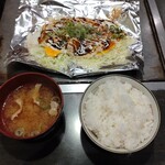 福えびす - すじへい定食(ご飯大盛り)。