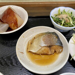ささら - 味噌おでん サバ煮付け 水菜おひたし