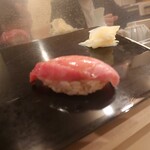 Sushi Kou - ぶれぶれですまん。たぶん中トロ(22-01)