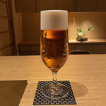 日本料理FUJI - 入れ方満点生ビール！グラスの手入れも抜かり無し‼︎