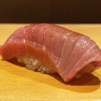 鮨 はしもと - 神津島産中トロ背側160k