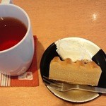 TO-FU CAFE FUJINO - ハーブティとサービスのお豆腐のバームクーヘン