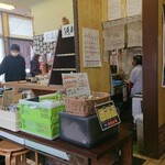 丸池製麺所 - 内観