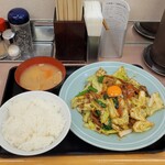 ランチハウス ミトヤ - 野菜と肉のタレ焼き定食