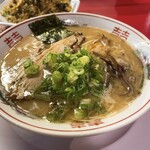 Hakata Syouten - 博多ラーメン 600円
                        替え玉 100円