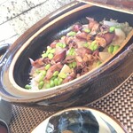 吉祥寺 わるつ - ホタルイカと枝豆の土鍋御飯