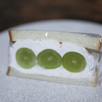 ぱん兄弟 - フルーツサンド シャインマスカット☆