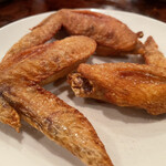 一二三凱旋楼 - 揚げ手羽先(380円)