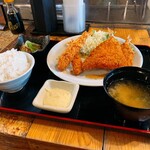 博多うまかもん ふうり - 海鮮メガ盛り定食