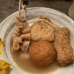 花くじら - ■おでん(各100円) 厚揚げ、餅きんちゃく、すじ(二本)、UFO