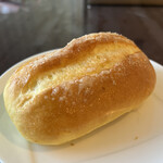 VIE DE FRANCE - はちみつバターパン120円