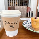 Ravi3 Cafe - カフェラテほんのりココナッツシュガー　手書きの店名入り！