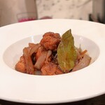 トリワイン ＰＩＫＯＳＨＨＨＵ - 新たまねぎと鶏のこくうまバルサミコ煮