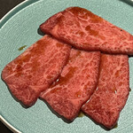 北海道焼肉 北うし - 3週間熟成知床和牛ヒレミニォン