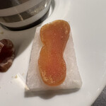 北海道焼肉 北うし - 《前菜》
      ◎自家製カラスミ大根◎
      