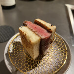北海道焼肉 北うし - 3週間熟成知床和牛
      ヒレのステーキサンドトリュフソース仕立て
      →1番お気に入り。　