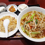 龍盛菜館 - 「サンマーメン（生嗎麺）と半炒飯セット」（700円）