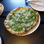 儘 - 九条ネギとシラスのピザ