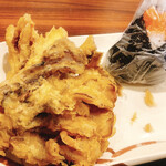 丸亀製麺 - マイタケ天ぷら明太子おにぎり