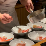 日本料理FUJI - 赤座海老の味噌ソースをかける