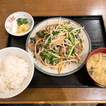 巣鴨ときわ食堂 - 【2022年02月】レバニラ炒め＠660円(込)を定食＠290円(込)でオーダー、合計950円(込)。