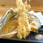 蕎麦 くつざわ - 茄子・ピーマン・かぼちゃ・えび２本