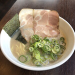 豚骨ラーメンとまぜそば 池めん - 元味豚骨ラーメン　750円