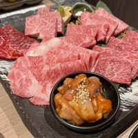 近江うし 焼肉 にくTATSU 青山本店 - 